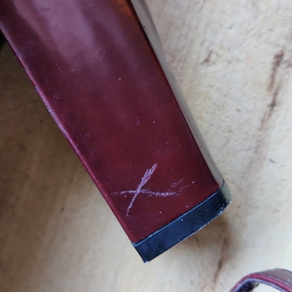 8M Burgundy Wine Dark Red Brogued Patent Aldo T-strap Round-Toe Mary Janes Vegan - Picture 8 of 10